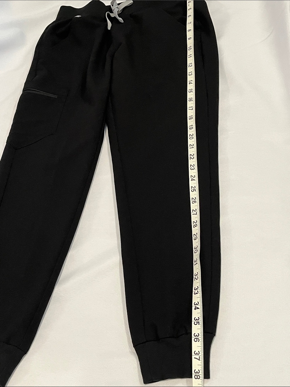 FIGS Black Scrub Jogger Pants with Light Gray Drawstring. Inside security pocket - Picture 4 of 11